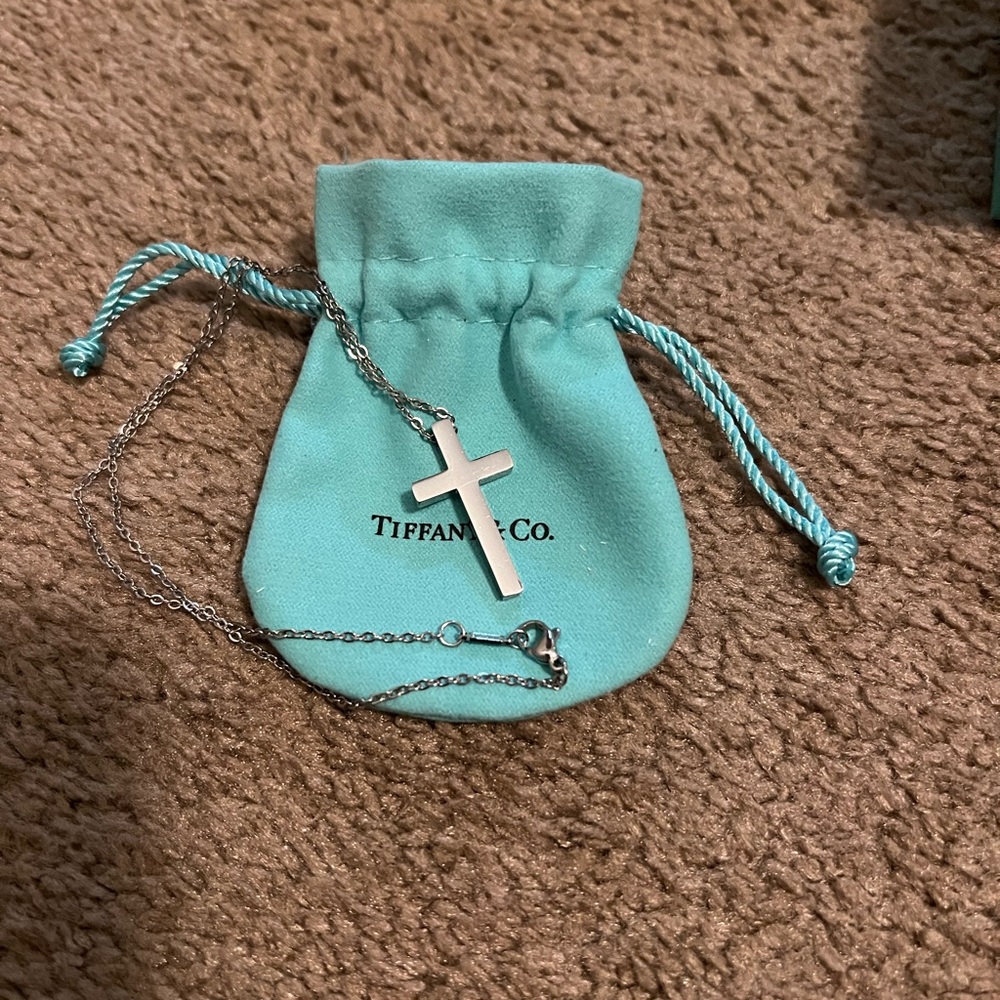 Tiffany & Co. 925 Silver Large Cross Pendant 18" Necklace